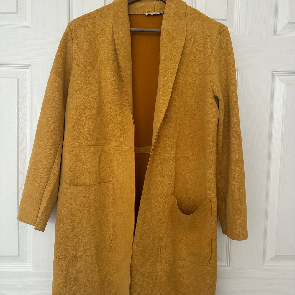 Yellow Trench Coat with Notched Lapels and Wool-Blend Material